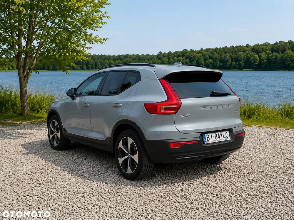 Volvo XC 40 B5 AWD Ultimate Dark - 6