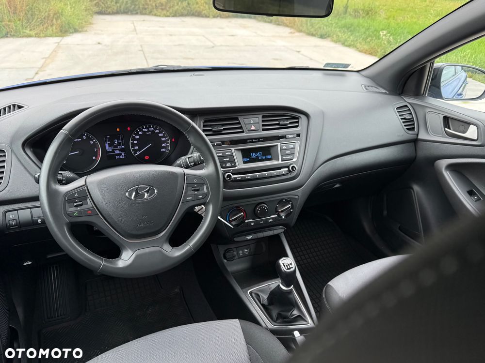 Hyundai i20 1.2 GO - 23