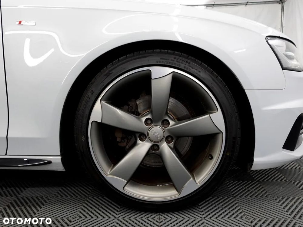 Audi A4 - 25