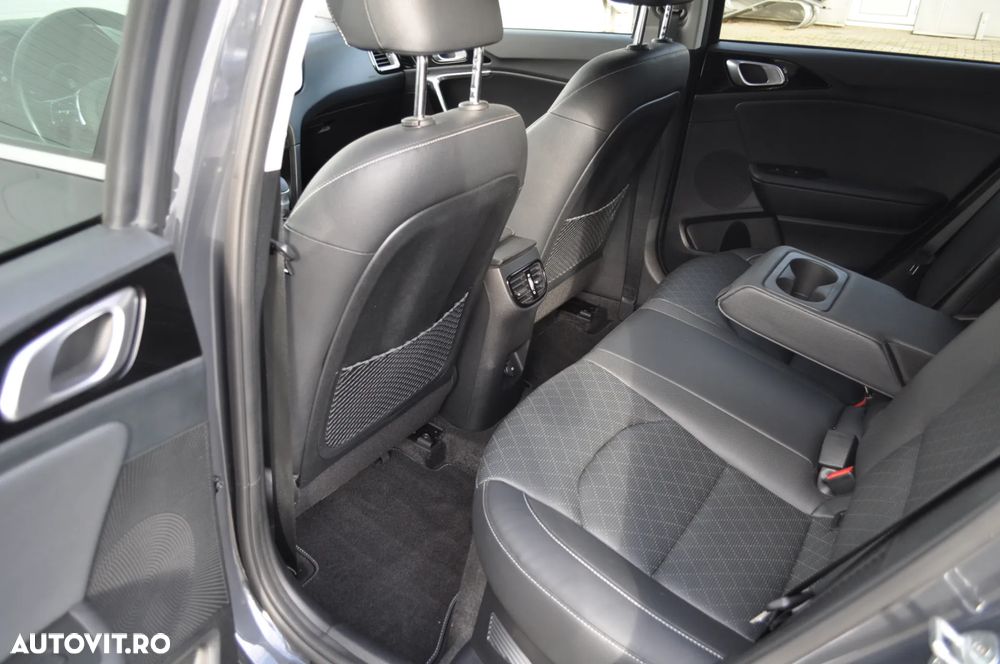 Kia Ceed SW 1.6 GDI DCT OPF Plug-in-Hybrid Platinum Edition - 20