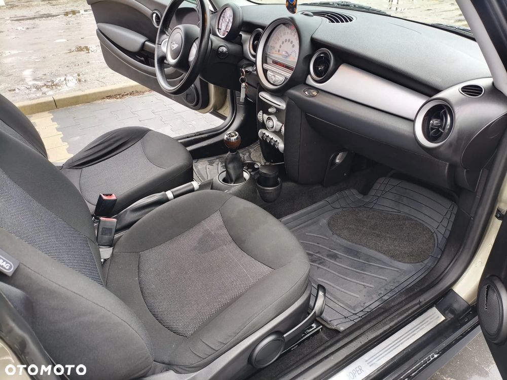 MINI Cooper - 13