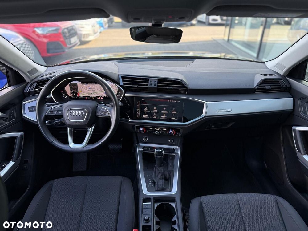 Audi Q3 Sportback - 12