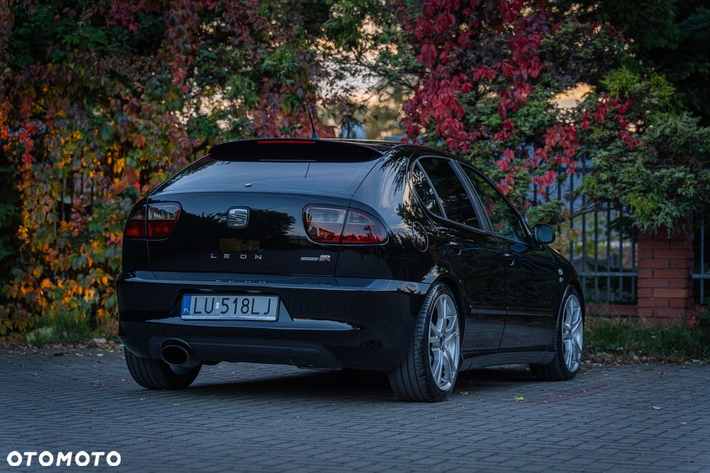 Seat Leon 1.8T Cupra R - 10