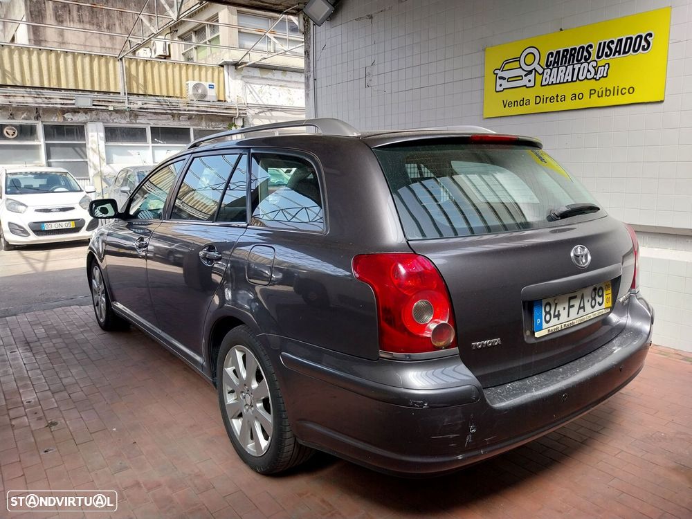 Toyota Avensis SW 2.0 D-4D - 13