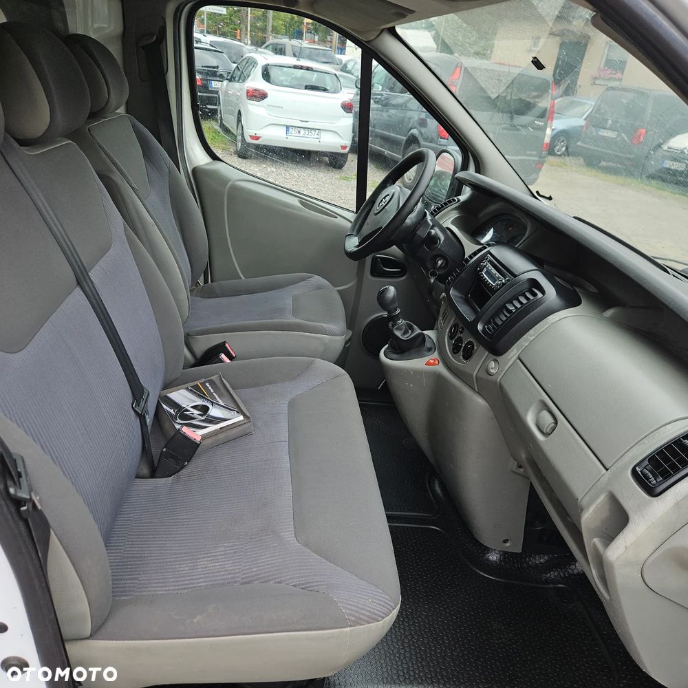Renault Trafic - 18