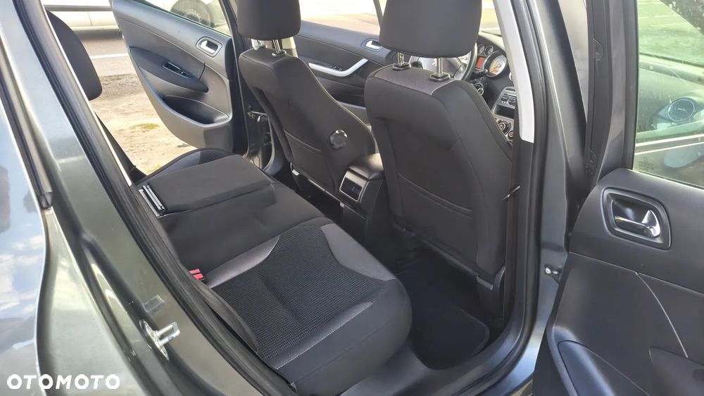 Peugeot 308 120 VTi Style - 20