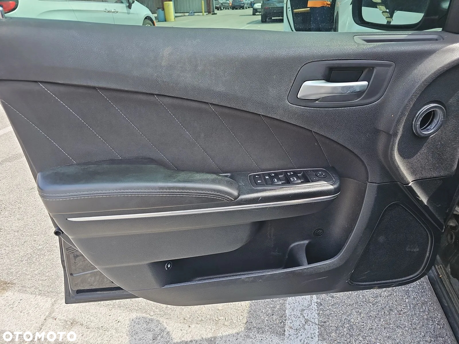 Dodge Charger 5.7 R/T - 8