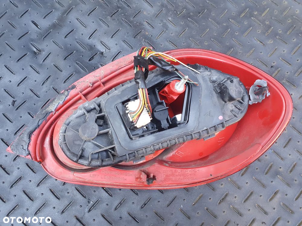 TOYOTA AYGO I LAMPA LEWA TYŁ TYLNA EUROPA  + WTYCZKA INSTALACJA - 2