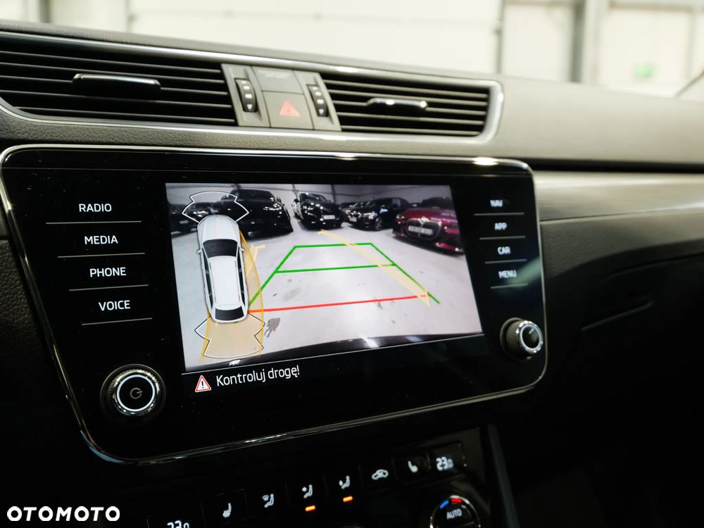 Skoda Superb 2.0 TSI Style DSG - 28