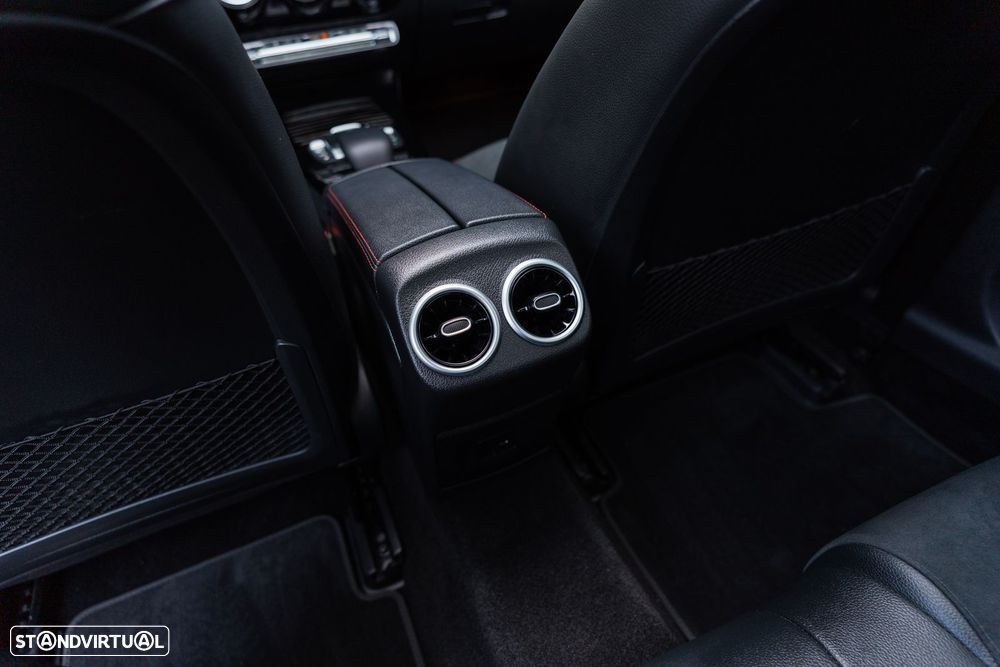 Mercedes-Benz A 250 Limousine e AMG Line - 29