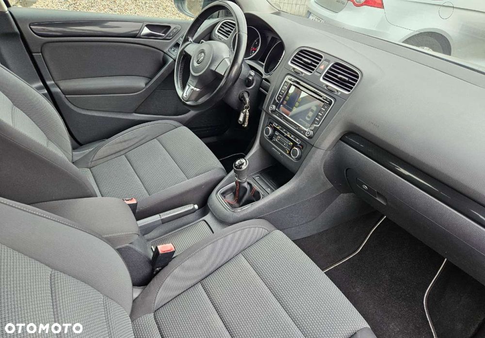 Volkswagen Golf - 9