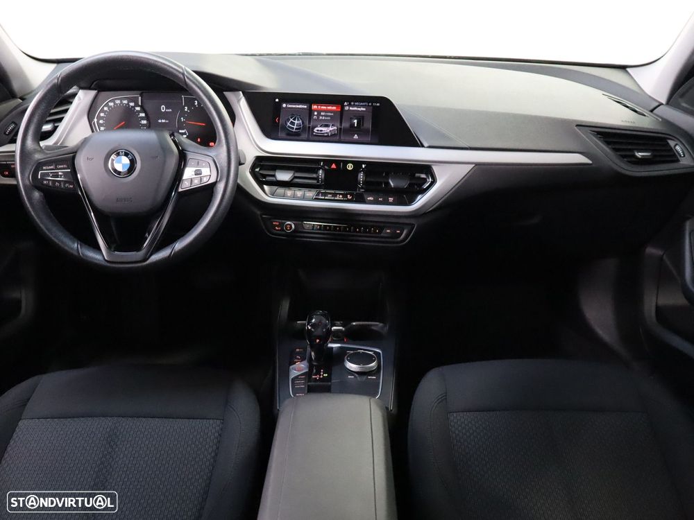 BMW 118 i Auto - 10