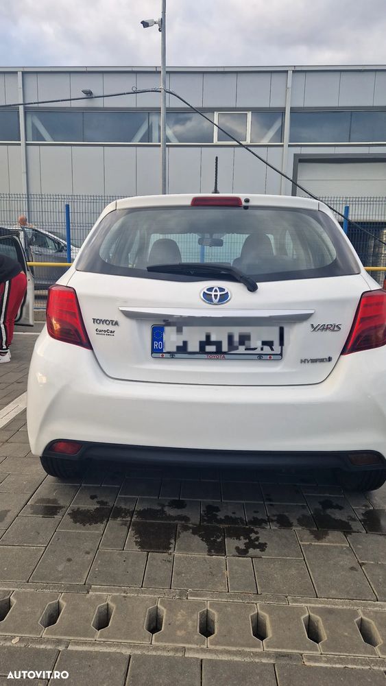 Toyota Yaris 1.5 VVT-i HSD Terra - 14