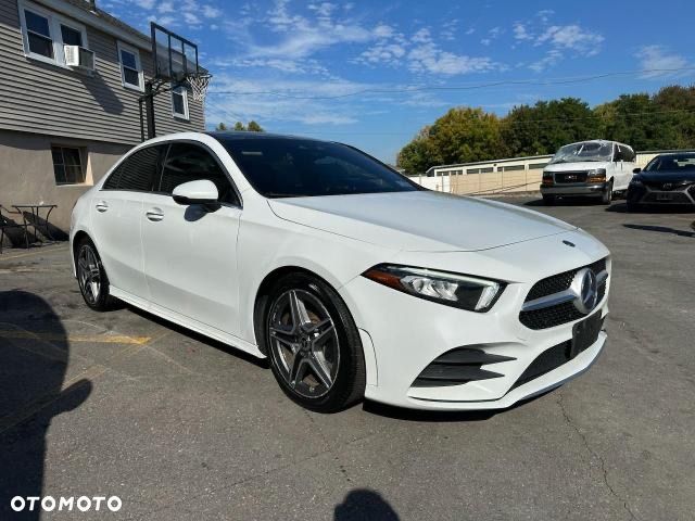 Mercedes-Benz Klasa A 250 4-Matic Edycja specjalna 7G-DCT - 2
