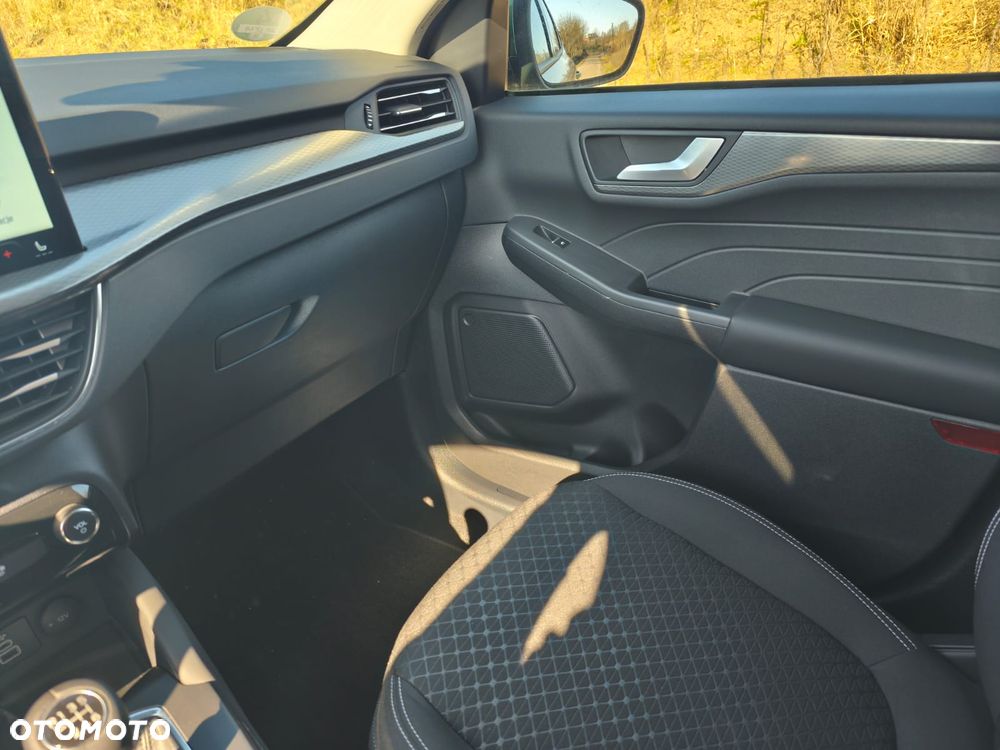 Ford Kuga 1.5 EcoBoost 2x4 Titanium - 21