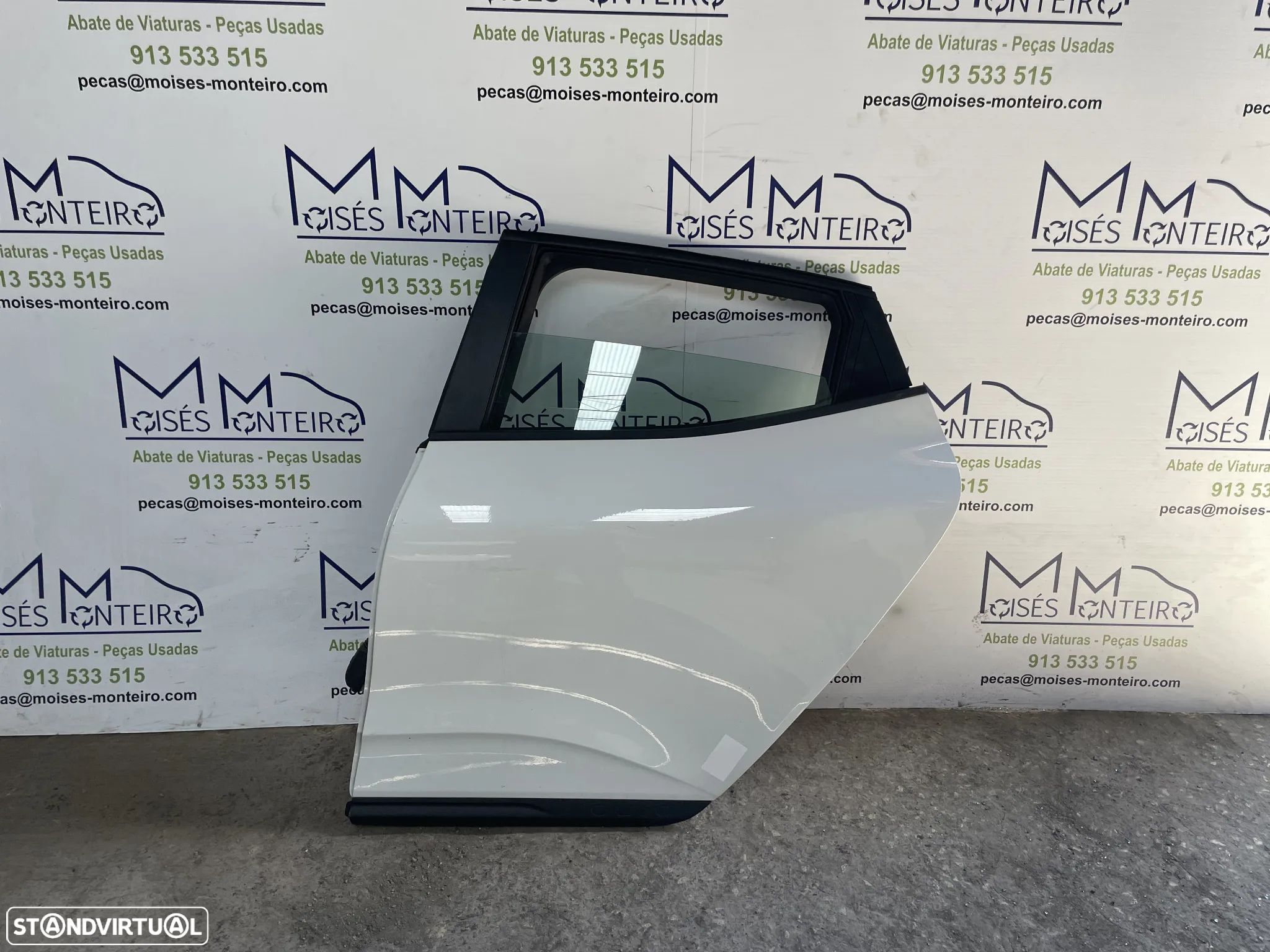 Porta Traseira Esquerda usada Renault Clio V de 2023 - 1