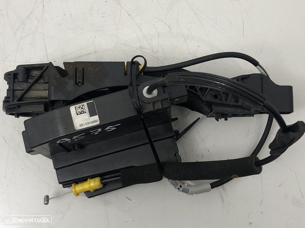 Fecho da porta Trás Dto Usado PEUGEOT 308 SW II 1.6 BlueHDi 120 | 03.14 - - 5