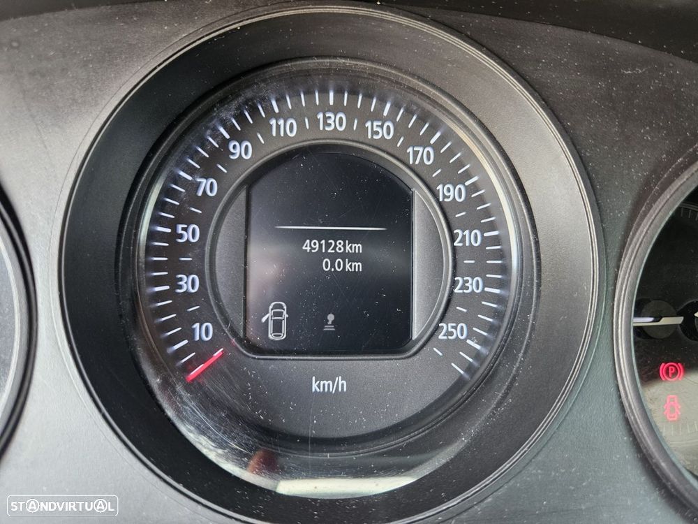 Renault Mégane 1.3 TCe Limited - 25