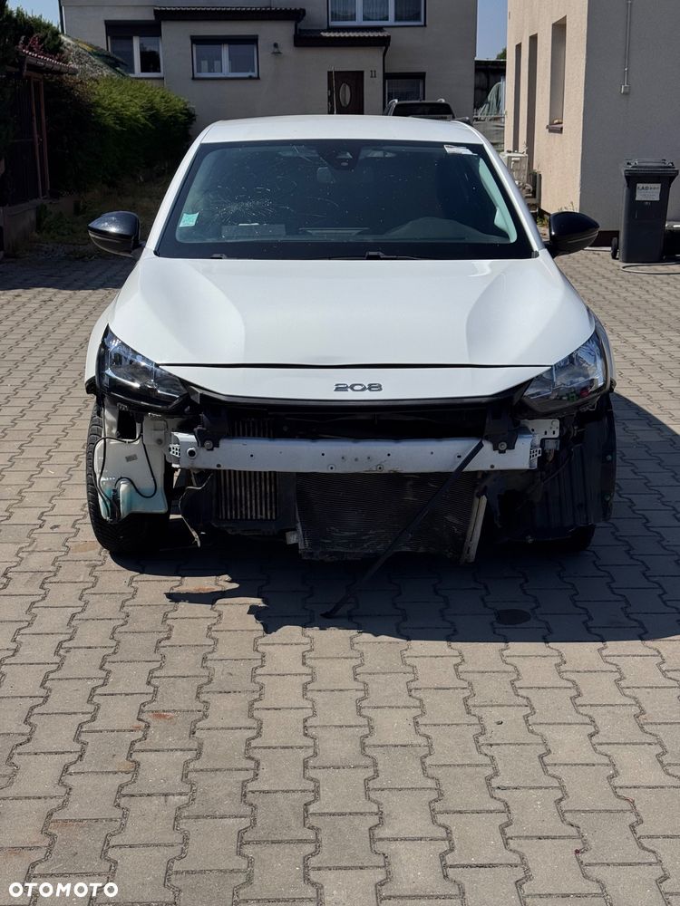Peugeot 208 - 2