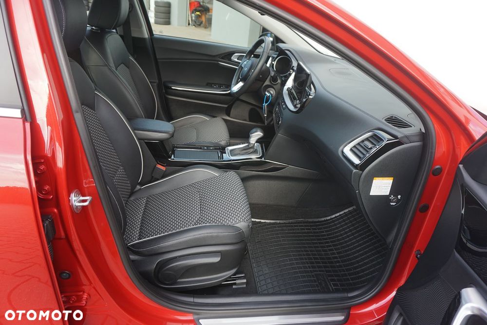 Kia XCeed 1.5 T-GDI MHEV Prestige Line DCT - 16
