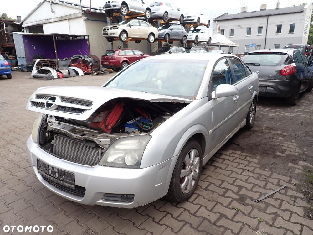 CZĘSCI - Opel Vectra C 1,8 122KM Z18XE HB GTS 5B F17 lakier Z157 2003r. INDEX - 10281 - 1