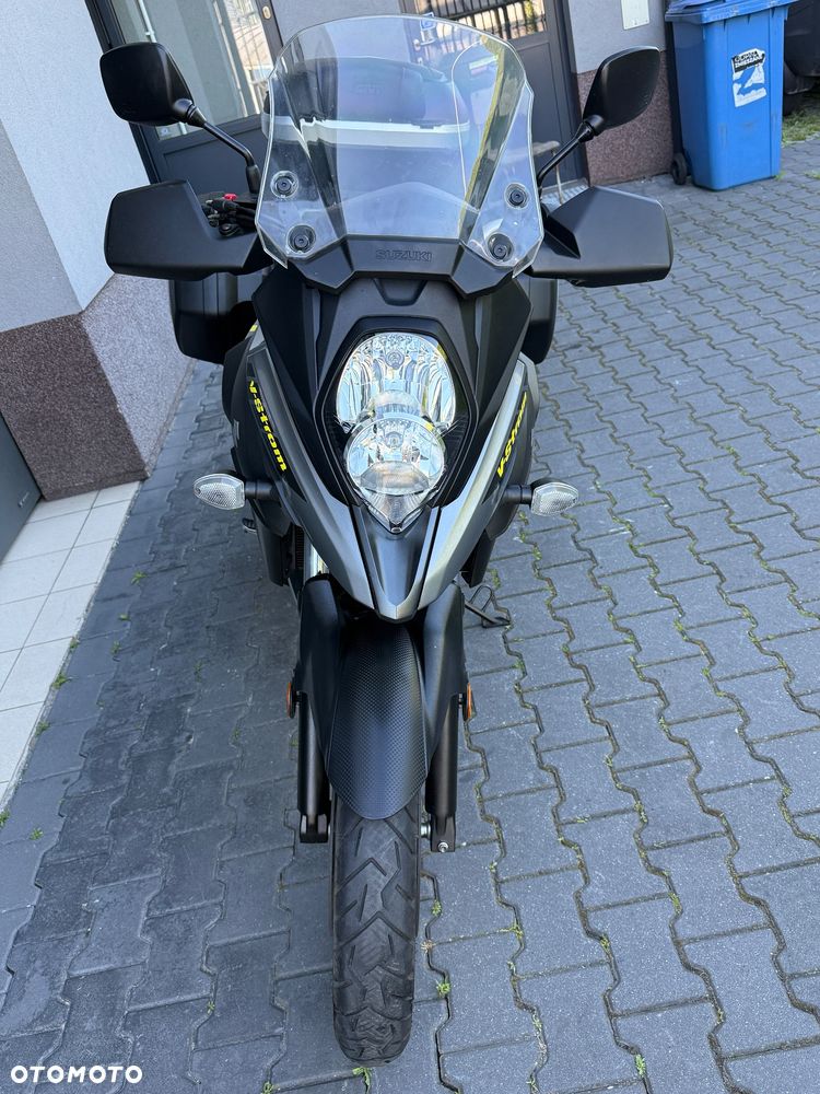Suzuki V-STROM - 3