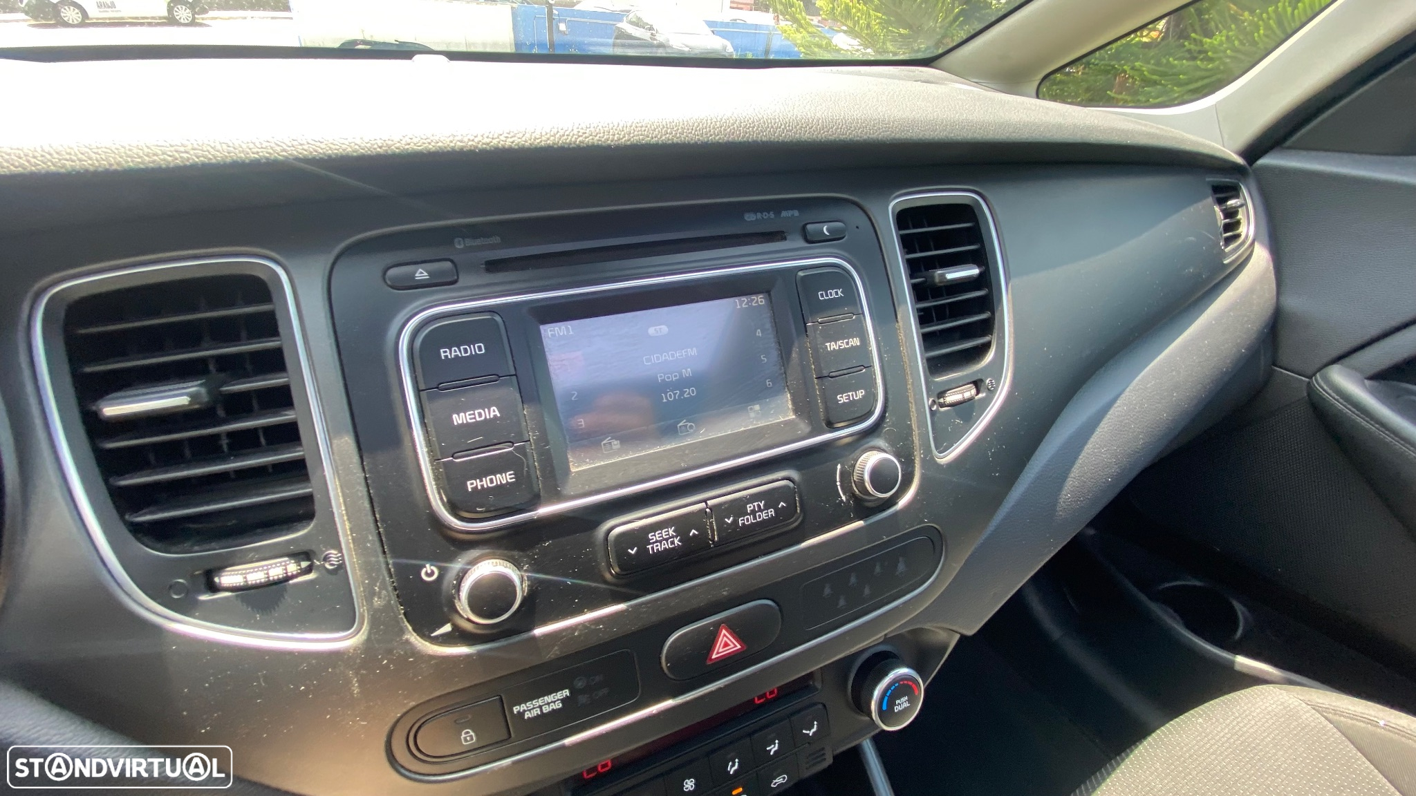 Kia Carens 1.7 CRDi ISG TX - 37