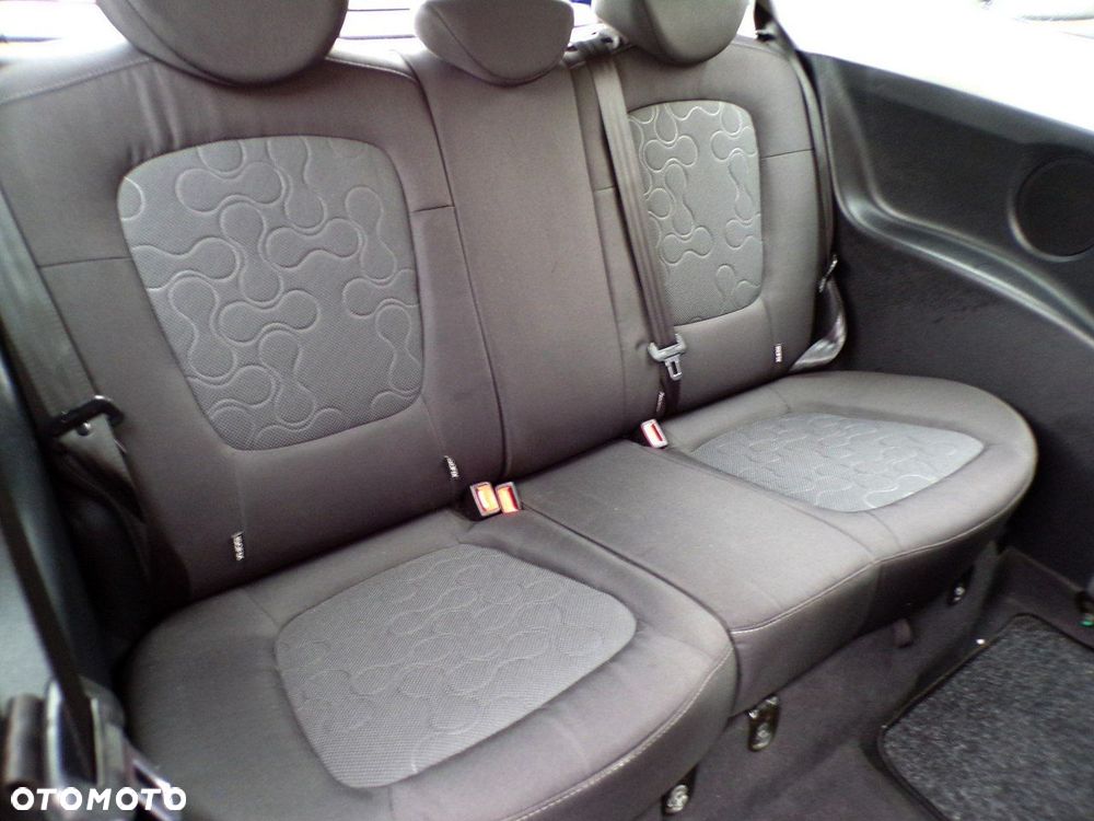 Hyundai i20 - 21
