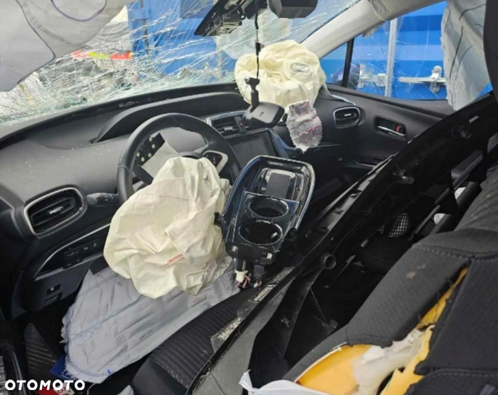 Toyota Prius Hybrid Executive - 6