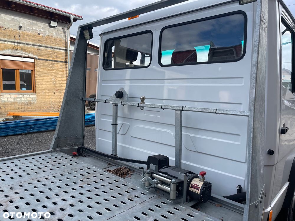 Mercedes-Benz Vario 818 - 5