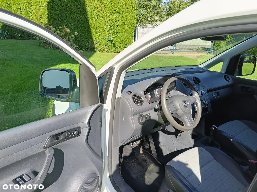Volkswagen Caddy Maxi - 20
