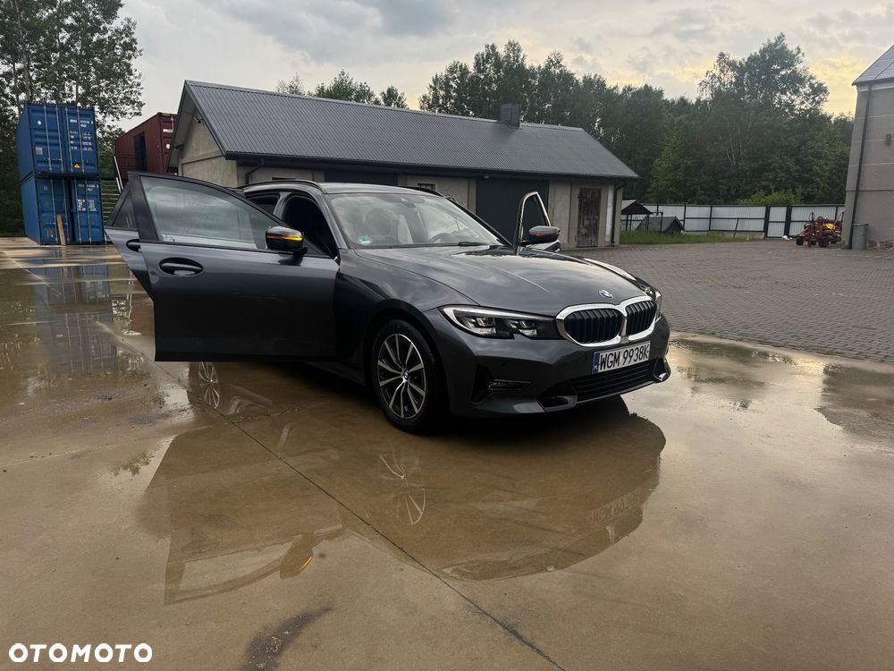 BMW Seria 3 320d xDrive - 4