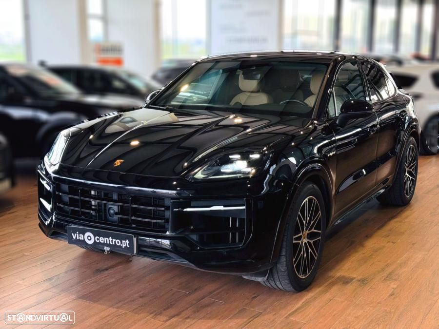 Porsche Cayenne Coupé E-Hybrid - 3