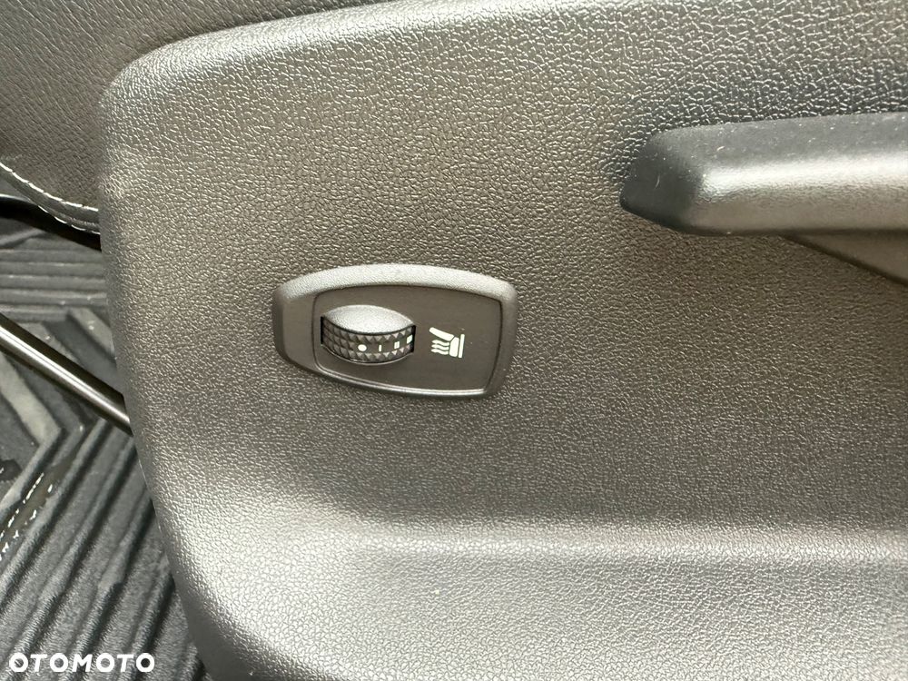 Renault Megane TCe 130 Night and Day - 20