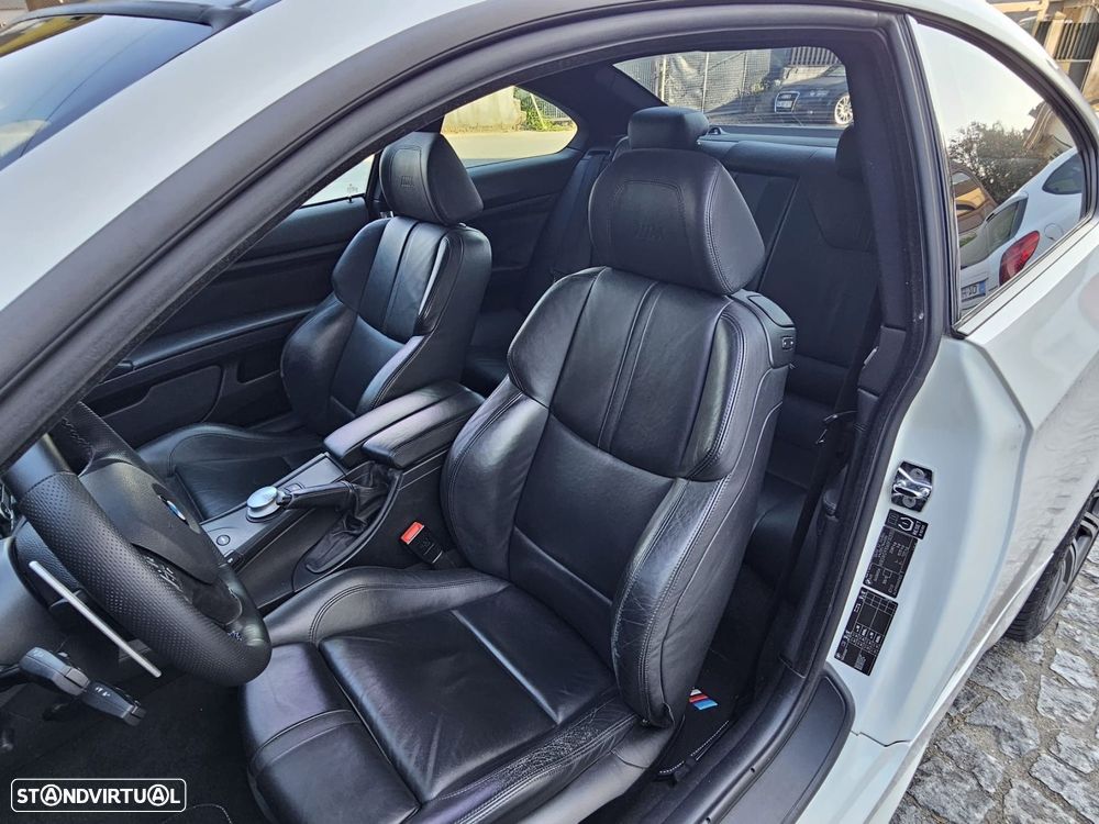 BMW M3 Auto - 13