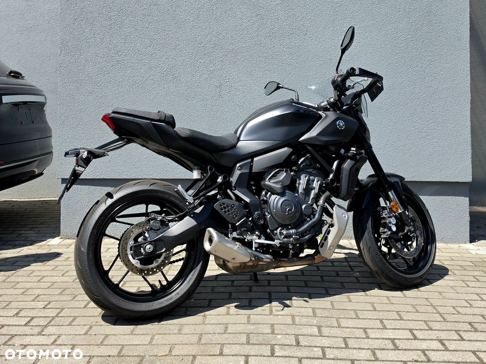 Yamaha MT - 8