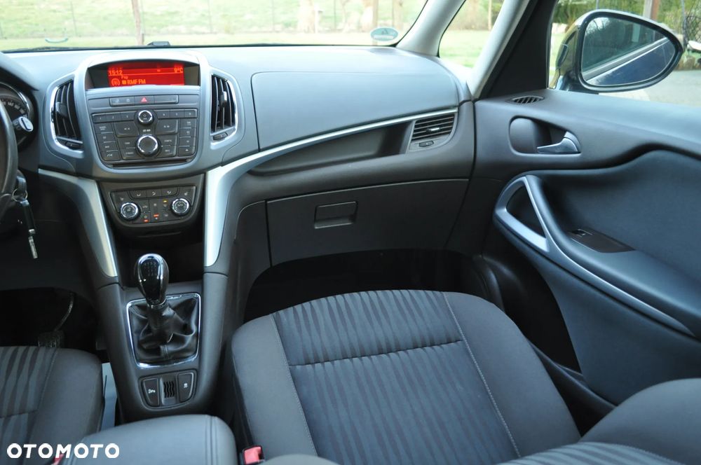 Opel Zafira Tourer 1.4 Turbo Edition - 24