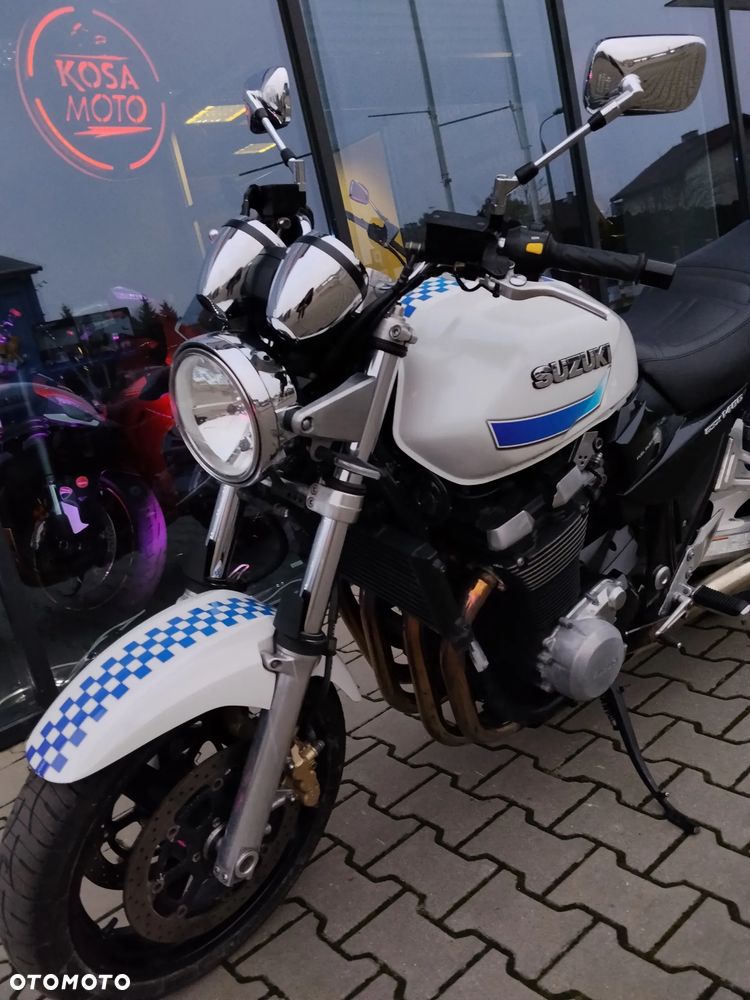 Suzuki GSX - 15