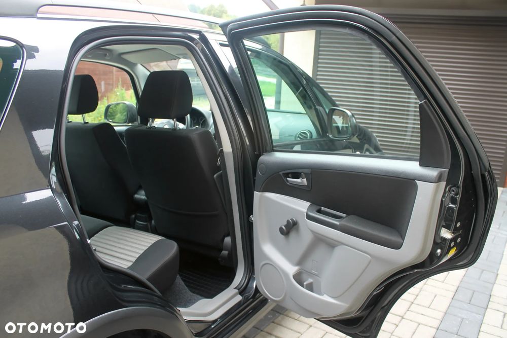 Suzuki SX4 1.6 Comfort 4WD - 10