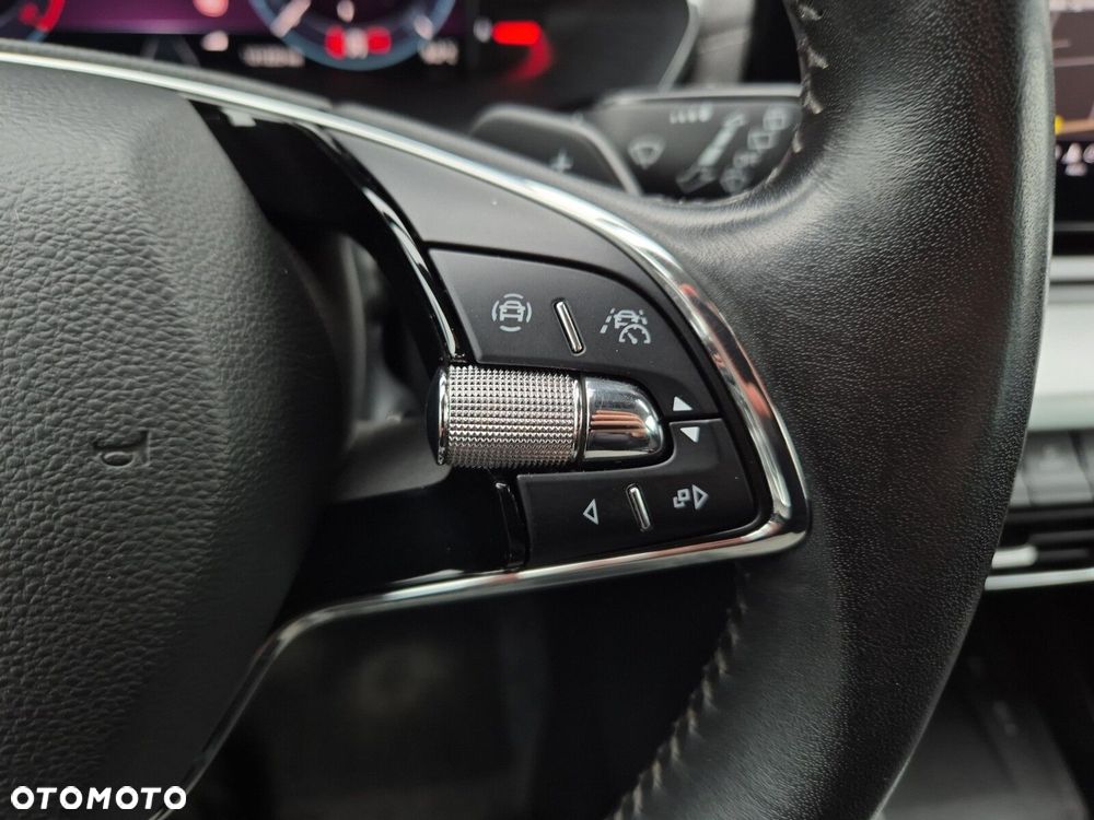 Skoda Octavia 2.0 TDI Style DSG - 22