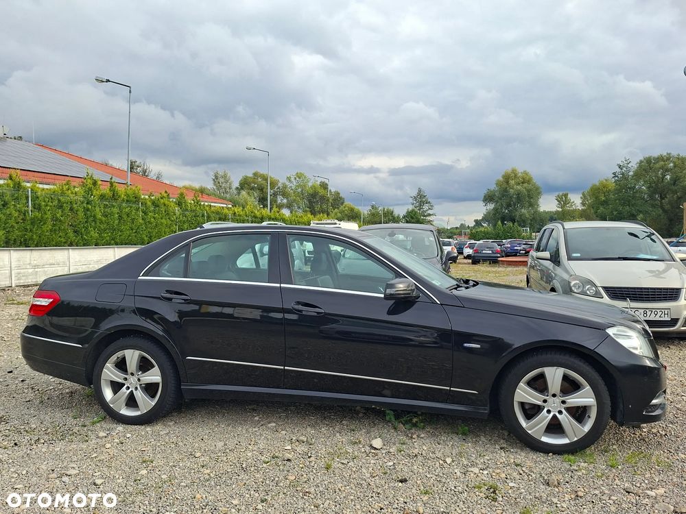 Mercedes-Benz Klasa E 220 CDI BlueEff Elegance - 4