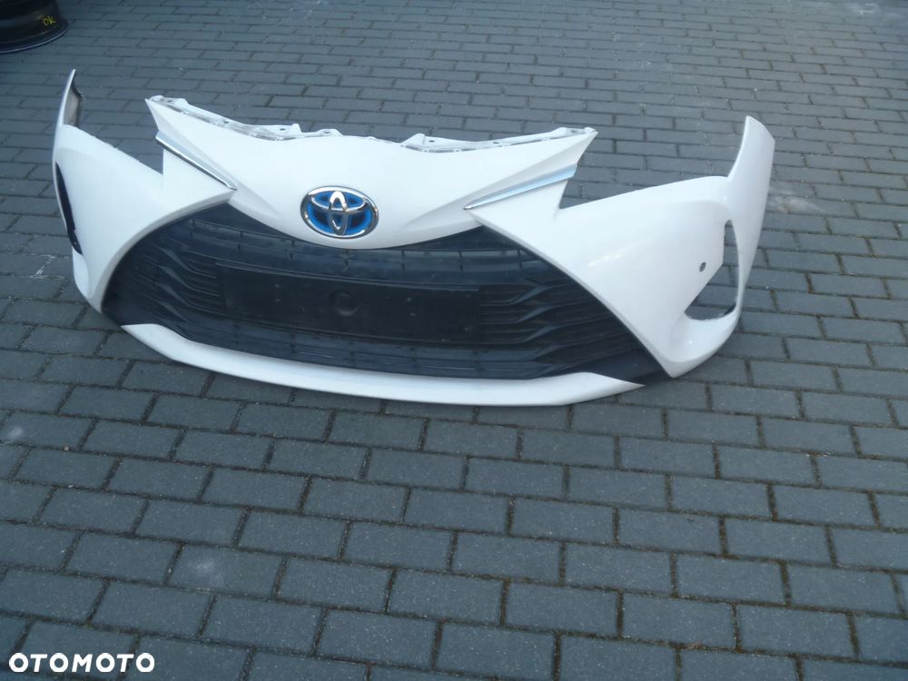 TOYOTA YARIS III LIFT 2017 ZDERZAK PRZEDNI KRATKA - 8