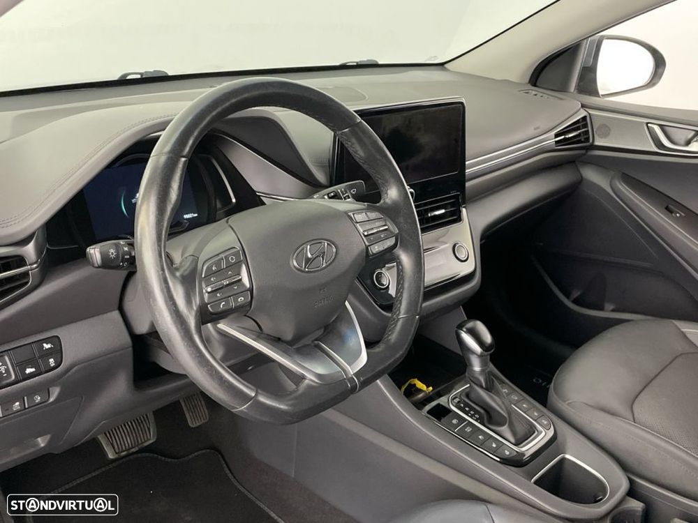 Hyundai Ioniq 1.6 GDI PHEV - 15