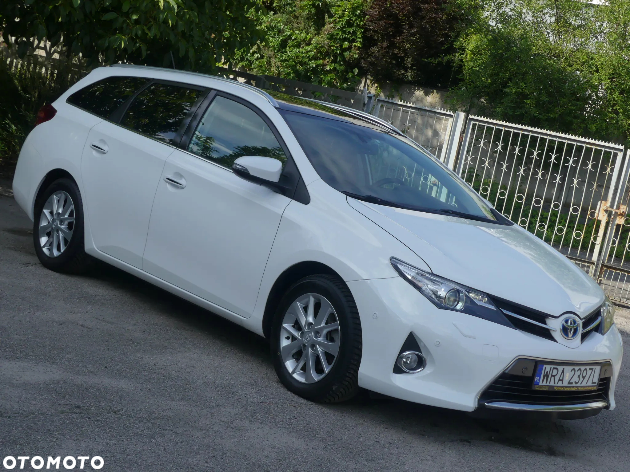Toyota Auris 1.8 VVT-i Hybrid Automatik Executive - 13