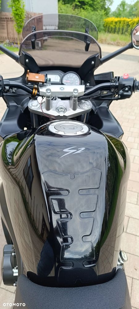 Yamaha FZ6 - 12
