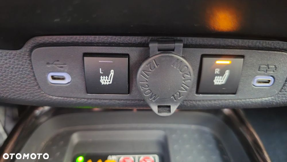 Toyota Aygo X Hybrid 1.5 Style e-CVT - 8