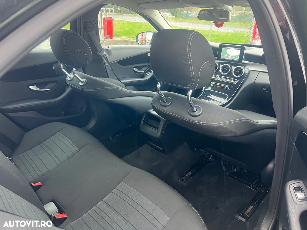 Mercedes-Benz C - 26