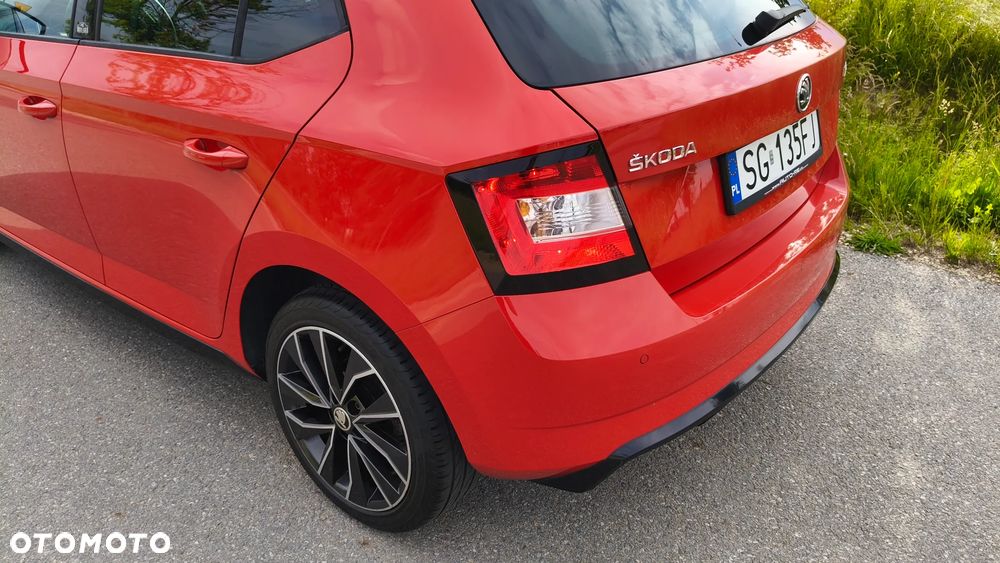 Skoda Fabia ver-1-2-tsi-monte-carlo - 6
