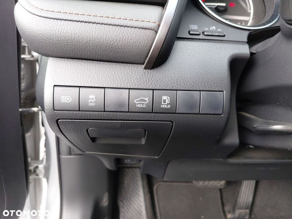 Toyota Camry 2.5 Hybrid Prestige CVT - 21