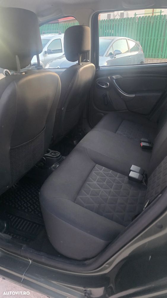 Dacia Duster 1.2 TCe 4x2 Laureate - 13